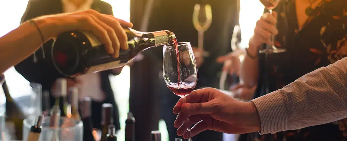 Wine tatsing